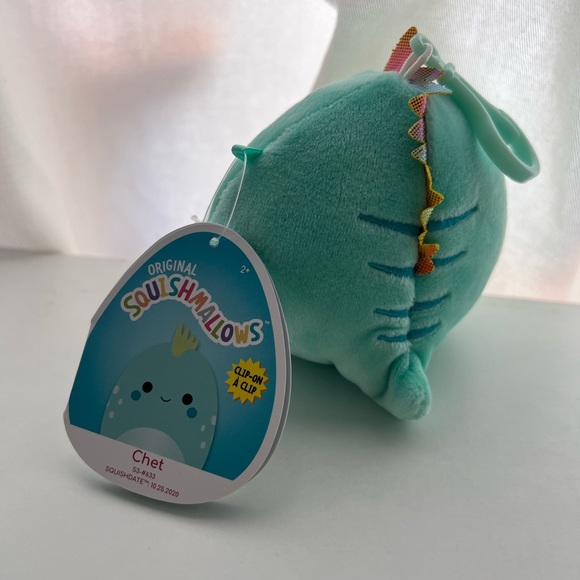 Chet the Chameleon Squishmallow Clip - Picture 3 of 4